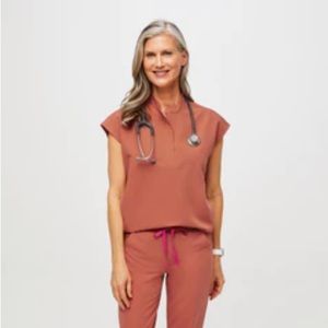 women's Oversized Scrub Top - 2XL / Terracotta - Jogger Scrub Pants - 2XL